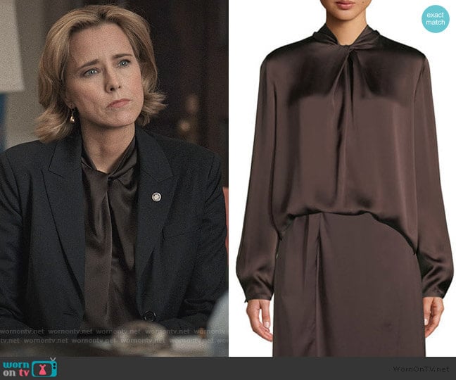 Vince Knotted High-Neck Log-Sleeve Silk Blouse worn by Elizabeth McCord (Téa Leoni) on Madam Secretary