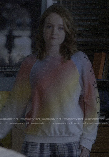 Abby’s rainbow star sleeve sweatshirt on Santa Clarita Diet