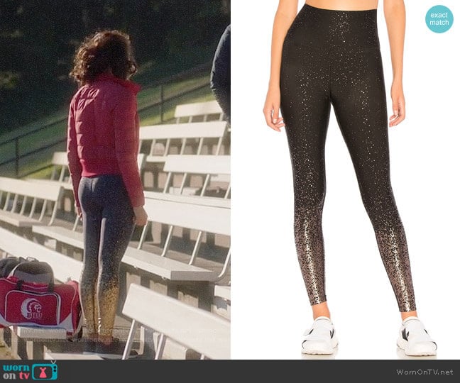 Beyond Yoga Alloy Ombre High Waisted Midi Legging worn by Caitlin Martell-Lewis (Sydney Park) on Pretty Little Liars The Perfectionists