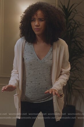 Allison’s gray star print tee on For the People