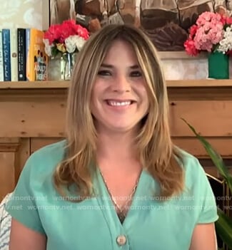 Jenna’s light green tie waist button front dress on Today