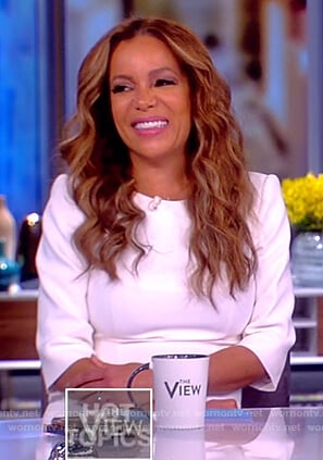 Sunny’s white dress on The View