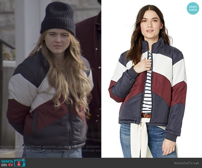 The Fifth Label Atom Purffer Jacket worn by Allie Pressman (Kathryn Newton) on The Society