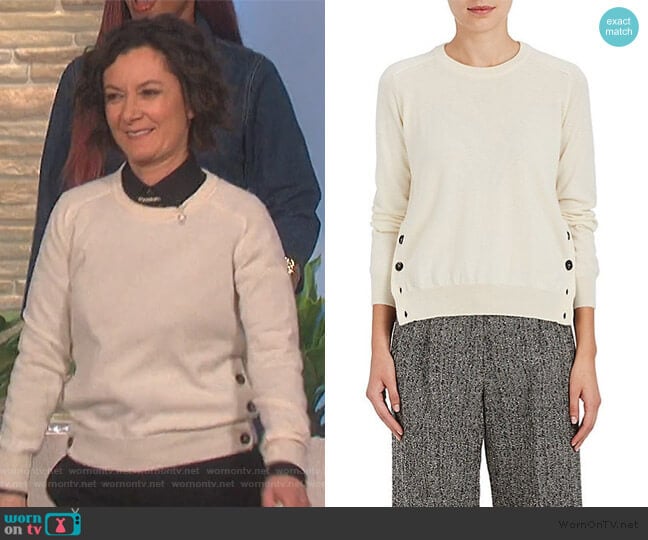 Barneys New York Vent Cashmere Sweater worn by Sara Gilbert on The Talk