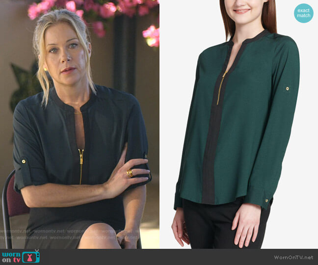 Calvin Klein Two-tone Zip Blouse in Green worn by Jen Harding (Christina Applegate) on Dead to Me