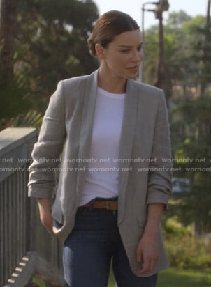 Chloe’s grey gathered sleeve blazer on Lucifer