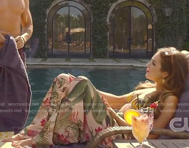 Fallon’s pink tropical print pants on Dynasty