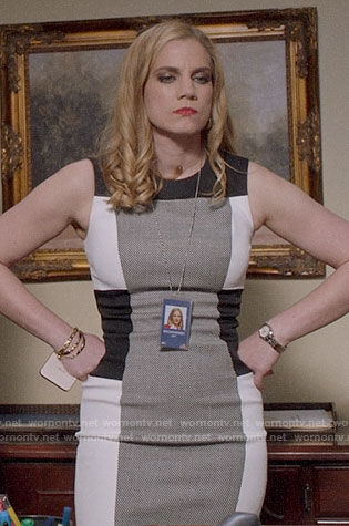 Amy’s colorblock dress on Veep