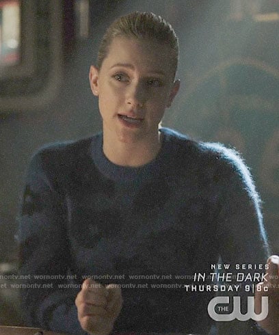 Betty’s blue leopard print sweater on Riverdale