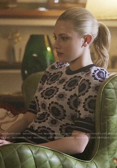Betty’s purple retro flower print sweater on Riverdale