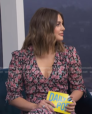 Carissa’s floral wrap dress on E! News Daily Pop