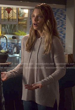 Chloe’s grey hooded sweater on Lucifer