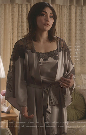 Cassidy’s lace trim chemise and robe on What/If