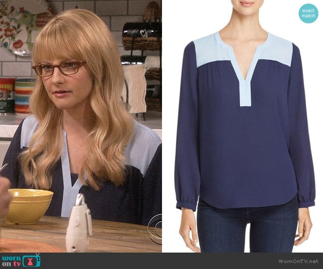 NYDJ Color-Block Peasant Top worn by Bernadette Rostenkowski (Melissa Rauch) on The Big Bang Theory