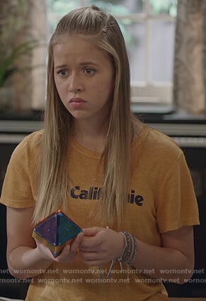 Sam’s La Californie tee on Life in Pieces