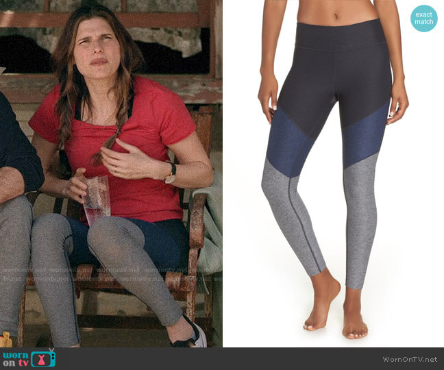Outdoor Voices 7/8 Springs Leggings in Charcoal / Navy / Graphite worn by Rio (Lake Bell) on Bless This Mess