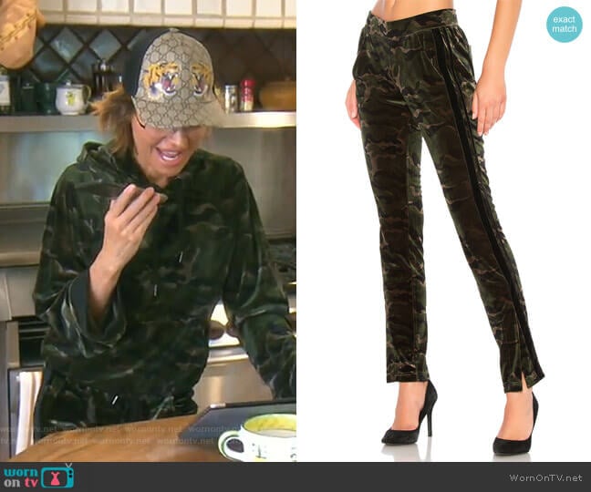 Pam & Gela Side Slit Velvet Track Pant worn by Lisa Rinna on The Real Housewives of Beverly Hills