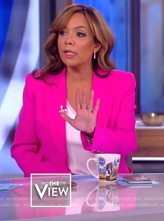 Sunny’s hot pink blazer on The View