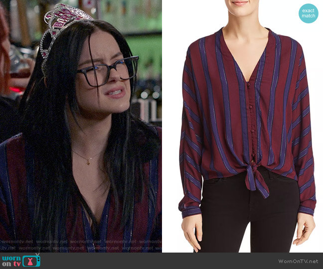 Rails Sloane Top in Janeiro Stripe worn by Alex Dunphy (Ariel Winter) on Modern Family