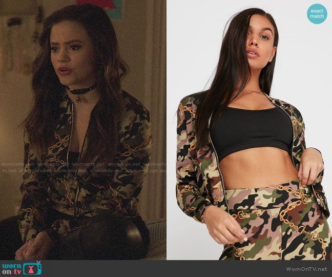 Revamped Scuba Printed Mock Neck Zip-Up Long Sleeve worn by Maggie Vera (Sarah Jeffery) on Charmed