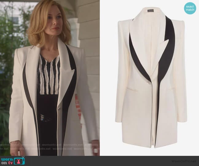 Alexander McQueen Double Lapel Jacket worn by Anne Montgomery (Renee Zellweger) on What/If
