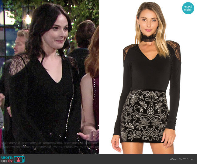 Alice + Olivia Nancey Bodysuit worn by Tessa Porter (Cait Fairbanks) on The Young and the Restless