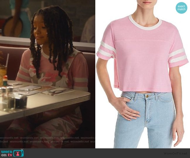 Alternative Striped-Sleeve Cropped Tee worn by Skylar Forster (Halle Bailey) on Grown-ish