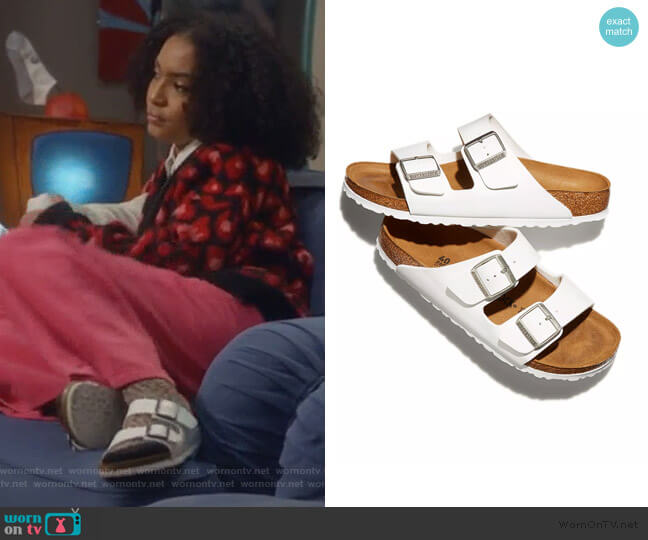 Birkenstock Arizona Slide Sandals worn by Zoey Johnson (Yara Shahidi) on Grown-ish