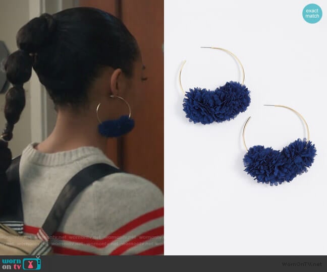 Bauble Bar Hoop with Flower Earrings worn by Zoey Johnson (Yara Shahidi) on Grown-ish
