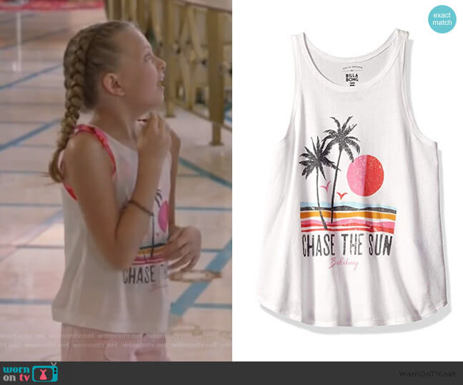 Billabong Big Chase The Sun Tank worn by Sophia Hughes (Giselle Eisenberg) on Life in Pieces
