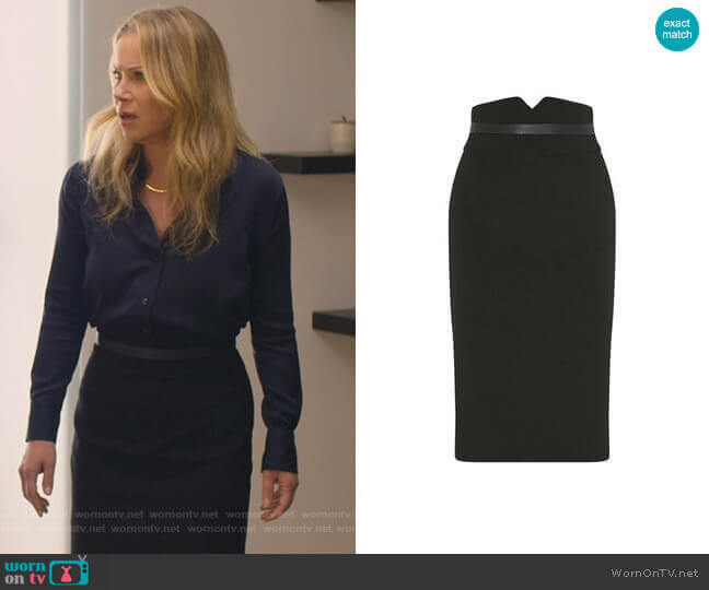Karen Millen High-Waisted Pencil Skirt worn by Jen Harding (Christina Applegate) on Dead to Me