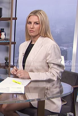 Morgan’s beige oversized blazer on E! News Daily Pop