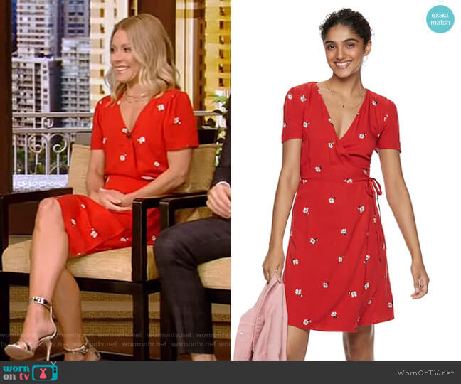 Popsugar Printed Wrap Dress worn by Kelly Ripa on Live with Kelly and Mark