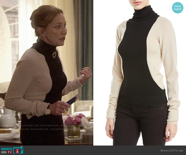 Helmut Lang Colorblock Turtleneck Sweater worn by Lorraine Zimmer (Julie White) on Designated Survivor