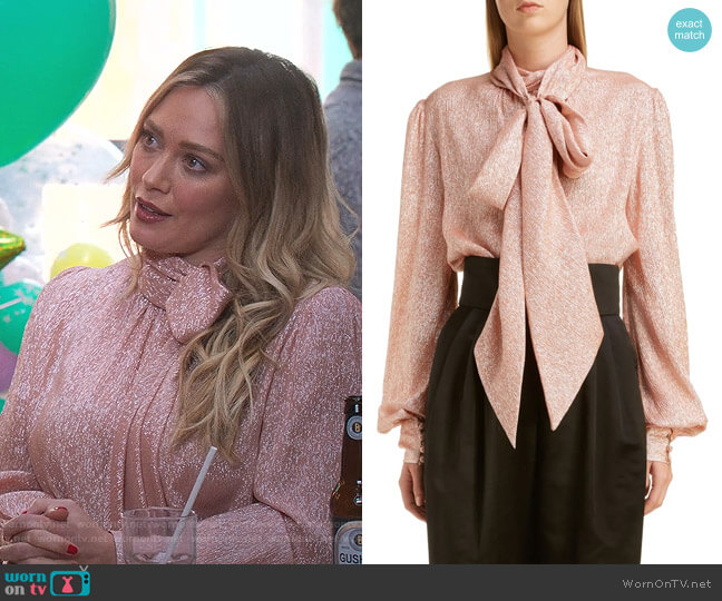 Marc Jacobs Tie Neck Lamé Blouse worn by Kelsey Peters (Hilary Duff) on Younger