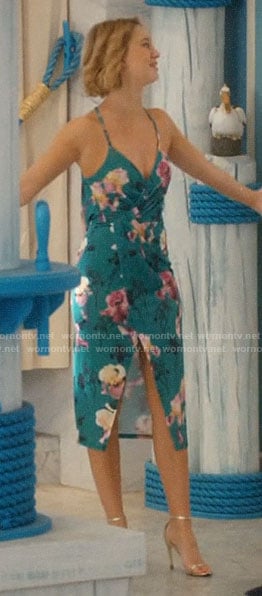 Petra’s green floral draped dress on Jane the Virgin