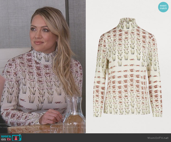 Prada Printed Blouse worn by Kelsey Peters (Hilary Duff) on Younger