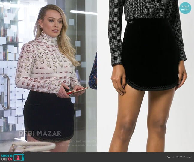Saint Laurent Passementerie Embroidered Velvet Skirt worn by Kelsey Peters (Hilary Duff) on Younger