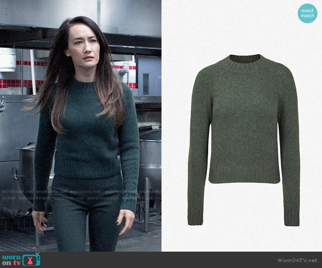 Vince Shrunken Pullover worn by Hannah Wells (Maggie Q) on Designated Survivor