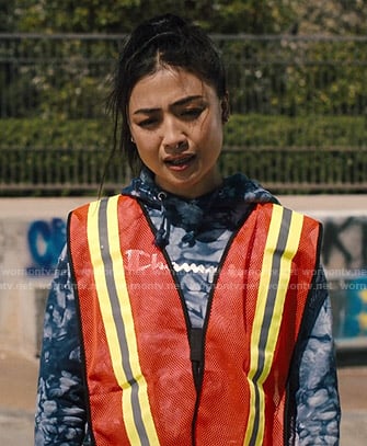 Alex’s Champion tie-dye hoodie on Light as a Feather