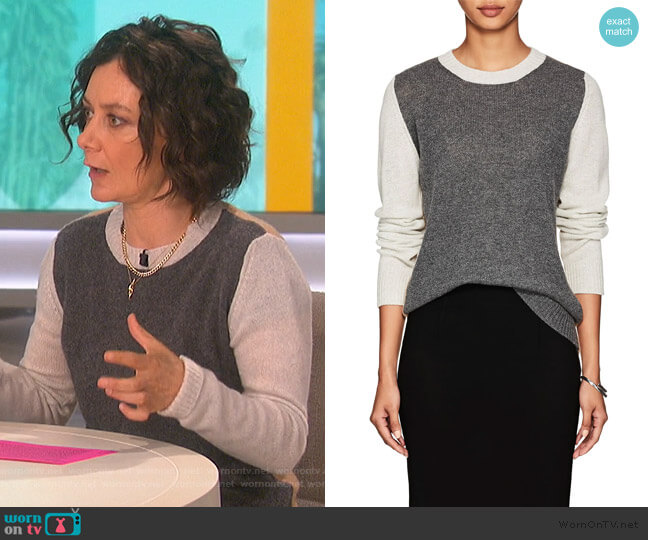 Barneys New York Colorblocked Cashmere Sweater worn by Sara Gilbert on The Talk