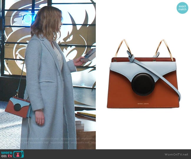 Danse Lente Phoebe Mini Leather Crossbody Bag worn by Clare O'Brien (Phoebe Dynevor) on Younger