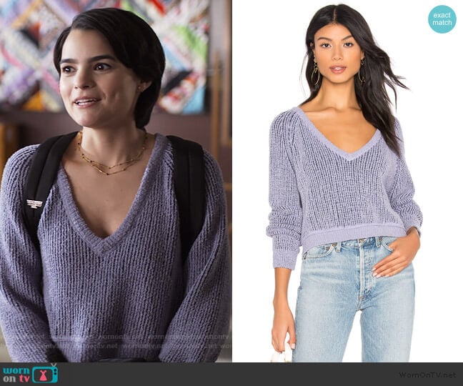 Free People High Low V-Neck Sweater worn by Elodie Davis (Brianna Hildebrand) on Trinkets