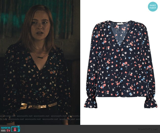 Joie Printed crepe de chine Blouse worn by Violet Simmons (Haley Ramm) on Light as a Feather