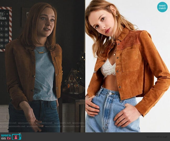 Urban Outfitters Suede Gas Jacket worn by Violet Simmons (Haley Ramm) on Light as a Feather
