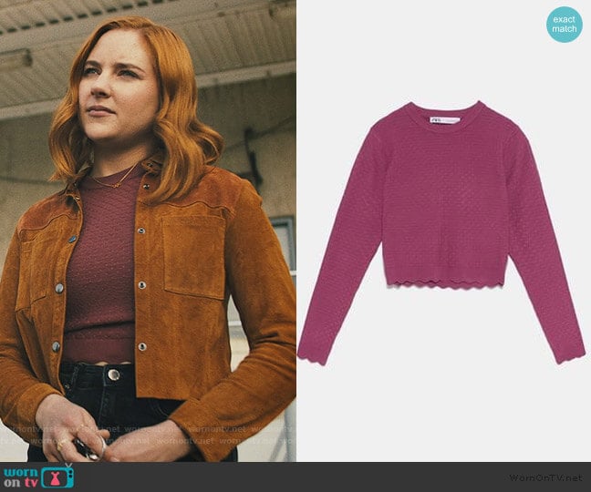 Zara Textured Knit Sweater worn by Violet Simmons (Haley Ramm) on Light as a Feather