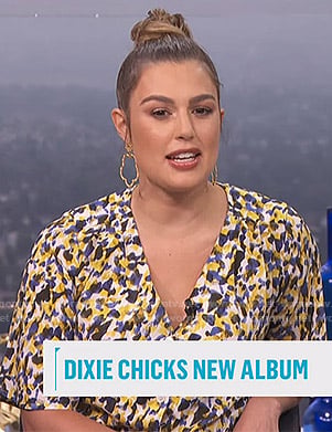 Carissa’s printed v-neck top on E! News Daily Pop