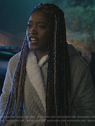 Kym’s gray fur robe on Scream