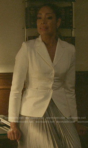 Jessica’s white jacket on Pearson