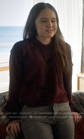 Matty’s red star print hoodie on Veronica Mars